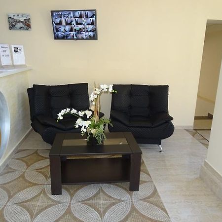Отель "Luisa" Gagra Exterior foto
